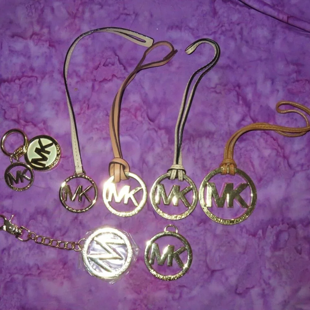 Michael Kors Medallions Bag Charms keychain